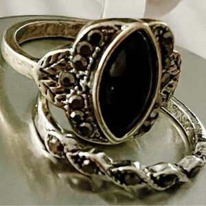 Lot of 40 Piece Double-Layer Stacked Rings Silver Tone Black Stone Sizes 17 & 18